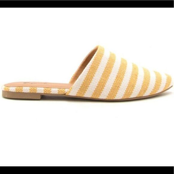 ๐ NEWย ๐ป YELLOW/WHITE SUMMER COLOR MULES SIZE 10 NIB๐ป - Picture 4 of 6